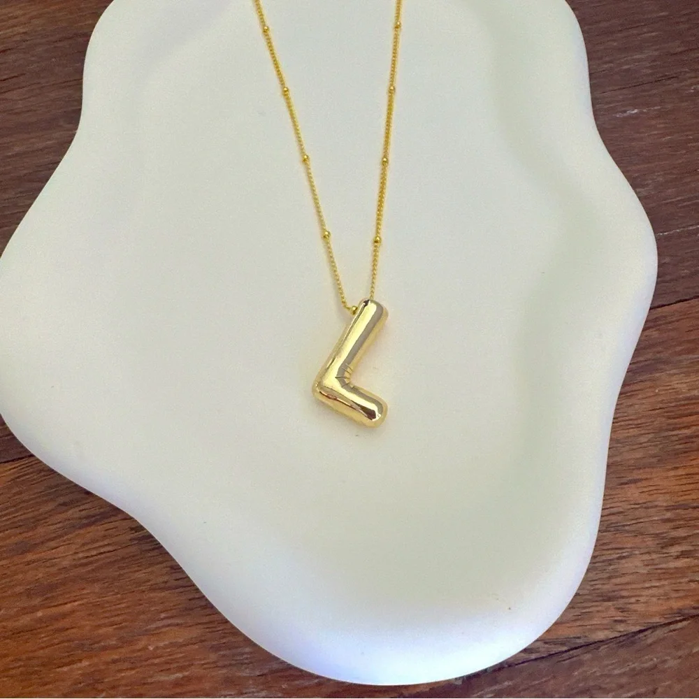 18K Gold Plated Initial L Pendant Bubble Balloon Letter Necklace Gold Jewelry - Picture 3 of 3